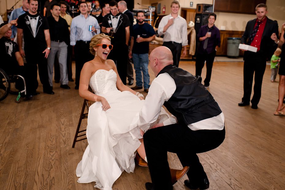 bride_wearing_UT_longhorn_cowboy_boots